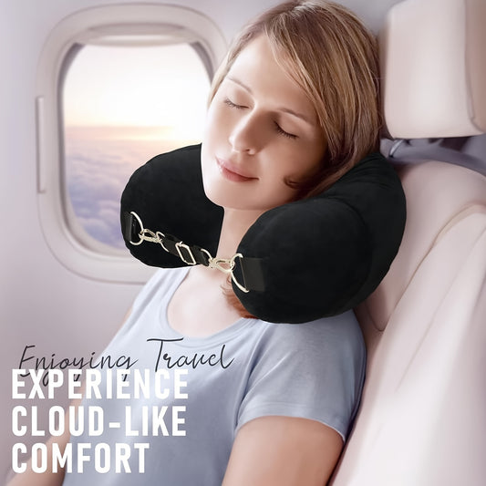 TravelMate™ – Das einzige Kissen, das auch Kleidung verstaut